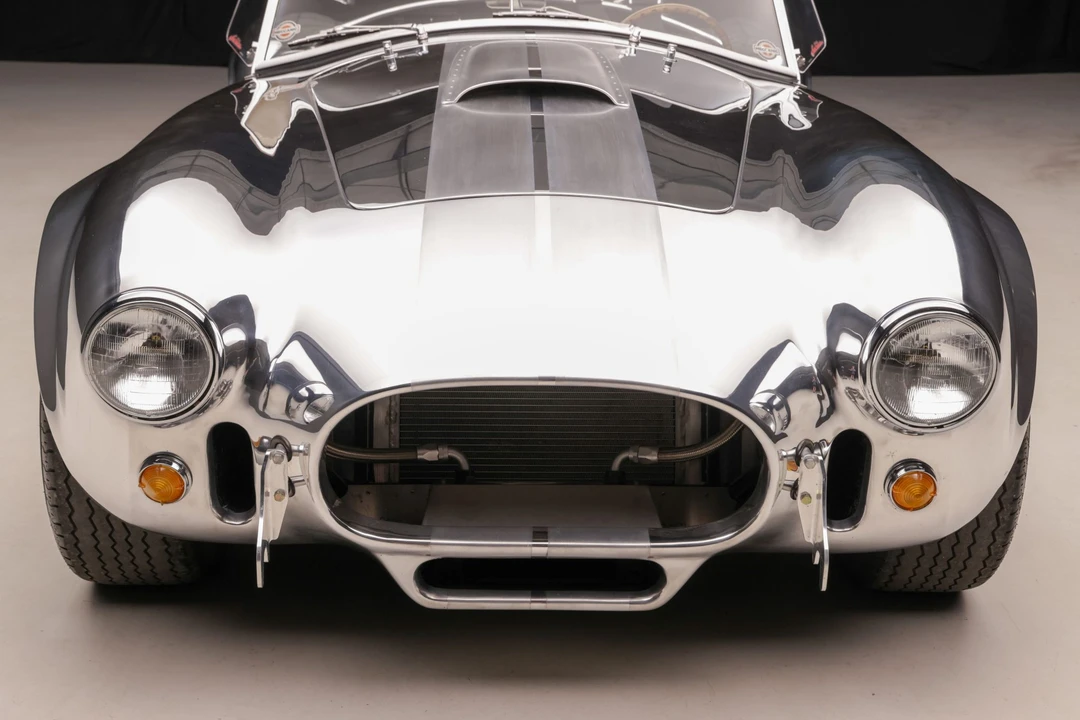 Shelby Cobra Replica - Image 23 of 31