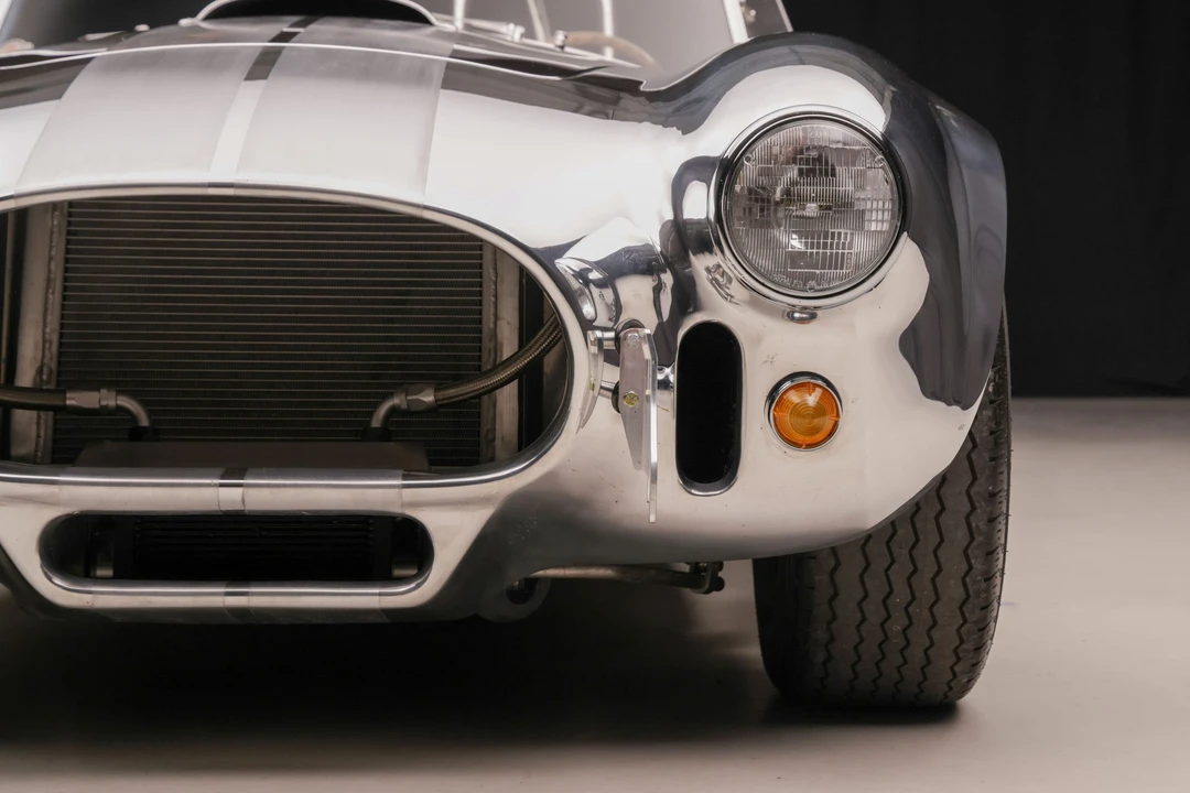 Shelby Cobra Replica - Image 27 of 31