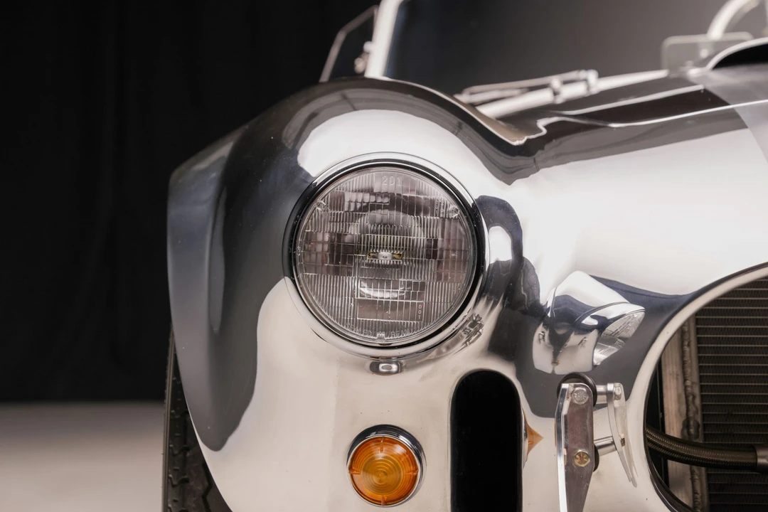 Shelby Cobra Replica - Image 29 of 31