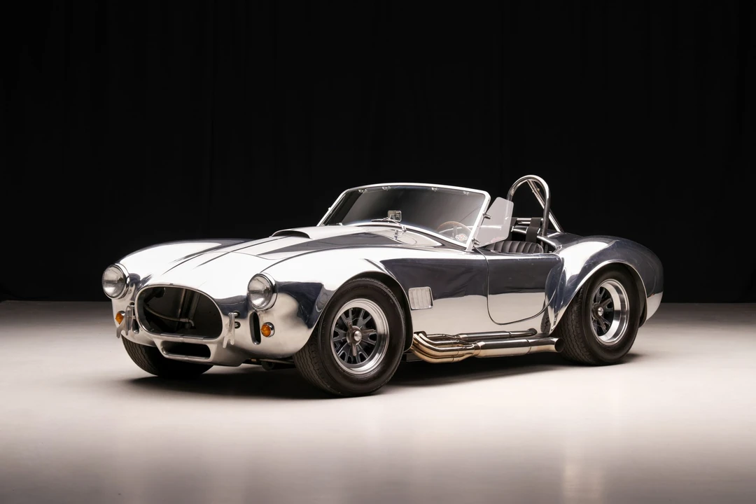 Shelby Cobra Replica - Image 2 of 31