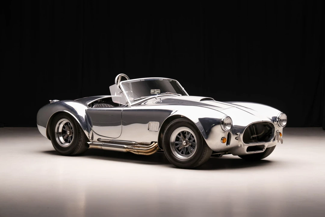Shelby Cobra Replica - Image 12 of 31