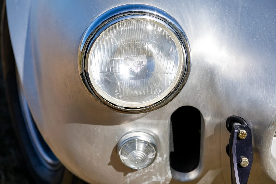 Shelby Cobra Replica - Image 12 of 31