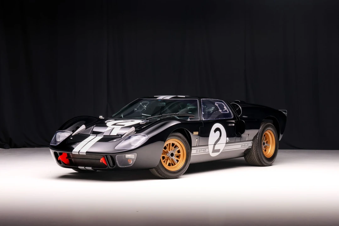 Ford Replica - Image 2 of 31