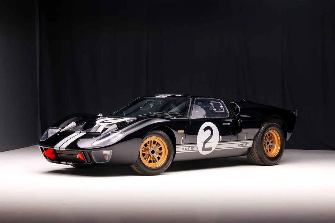 Ford Replica - Image 3 of 31