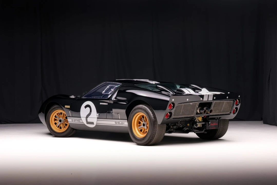 Ford Replica - Image 6 of 31