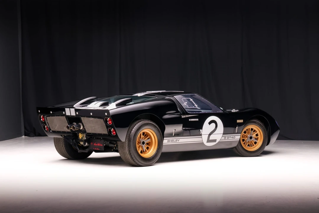 Ford Replica - Image 9 of 31