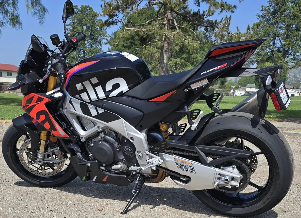 2023 Aprilia - Image 2 of 7