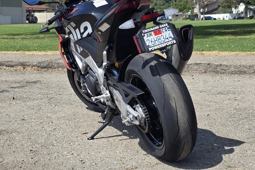 2023 Aprilia - Image 7 of 7