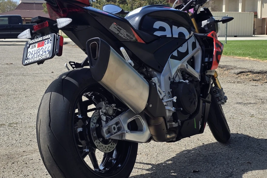 2023 Aprilia - Image 6 of 7