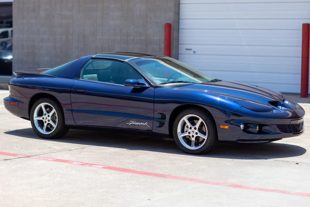 1999 Pontiac Firebird 4th Gen - Image 10 of 31