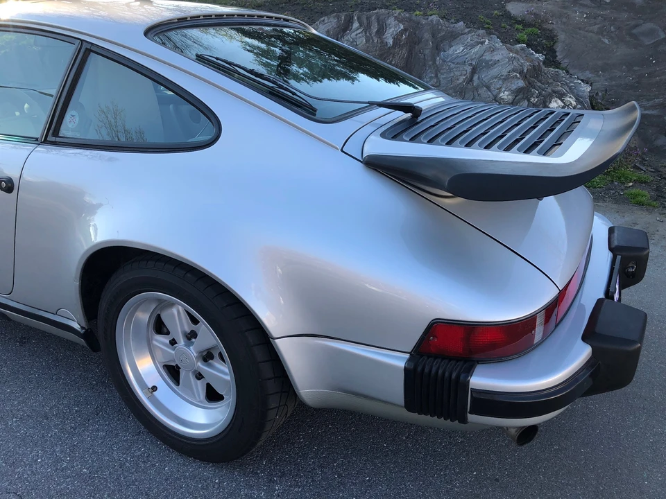 1989 Porsche 911 Carrera 3.2 - Image 18 of 31