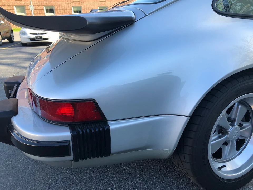 1989 Porsche 911 Carrera 3.2 - Image 17 of 31