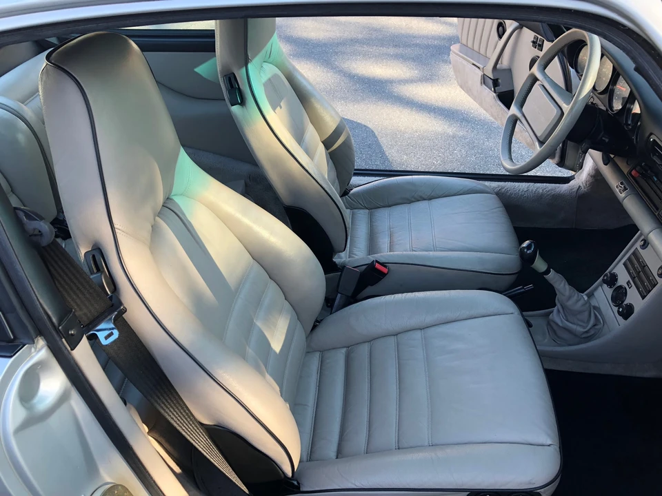 1989 Porsche 911 Carrera 3.2 - Image 28 of 31