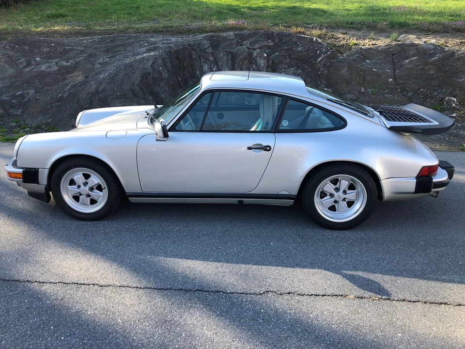 1989 Porsche 911 Carrera 3.2 - Image 11 of 31