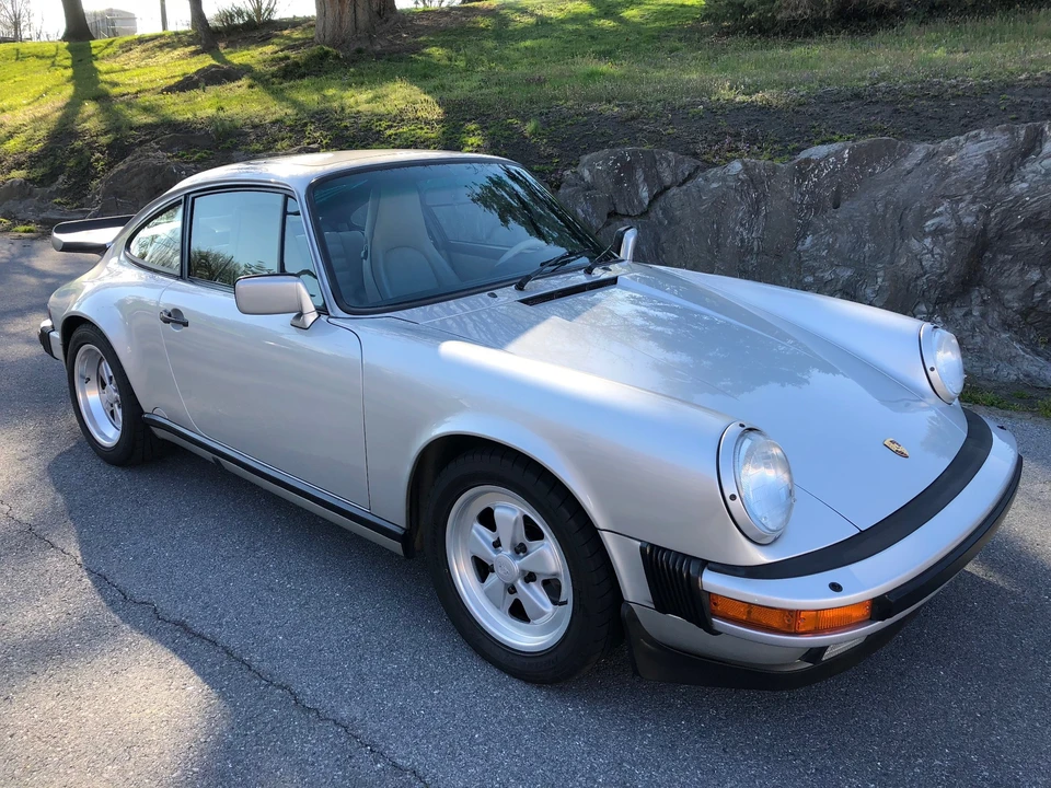 1989 Porsche 911 Carrera 3.2 - Image 7 of 31