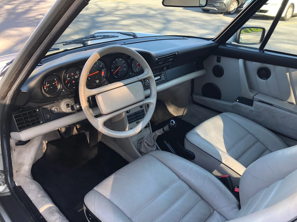 1989 Porsche 911 Carrera 3.2 - Image 26 of 31