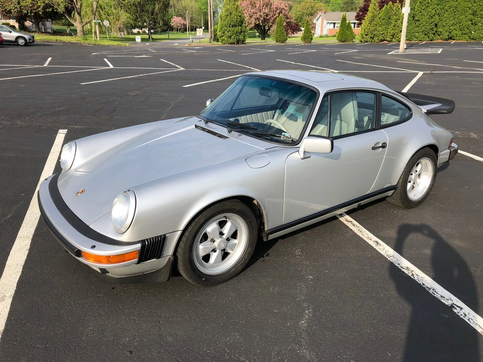 1989 Porsche 911 Carrera 3.2 - Image 2 of 31
