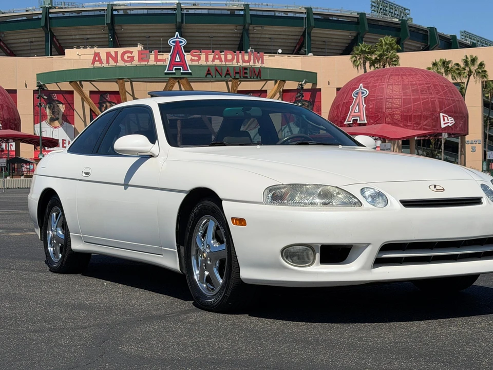 1998 Lexus SC400 - Image 10 of 31