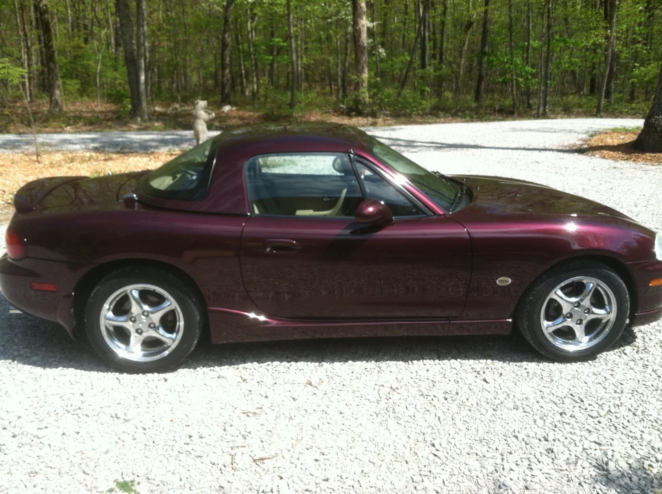 2000 Mazda NB MX-5 Miata - Image 8 of 31