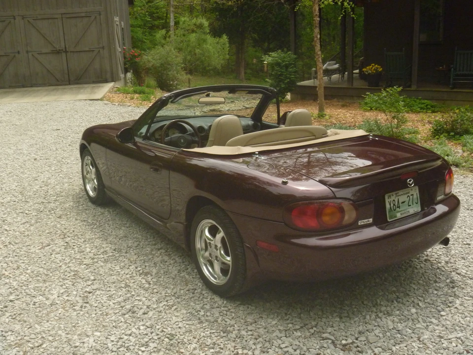 2000 Mazda NB MX-5 Miata - Image 17 of 31