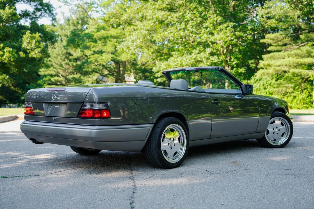 1994 Mercedes-Benz W124 E-Class - Image 10 of 31