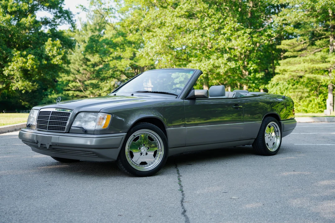 1994 Mercedes-Benz W124 E-Class - Image 2 of 31