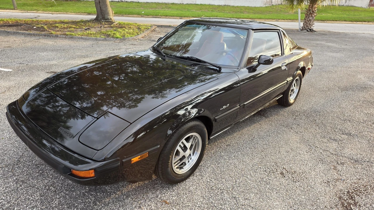 1984 Mazda RX-7 SA & FB - Image 2 of 31