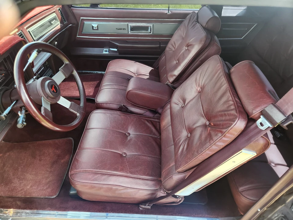 1987 Buick Regal - Image 28 of 31