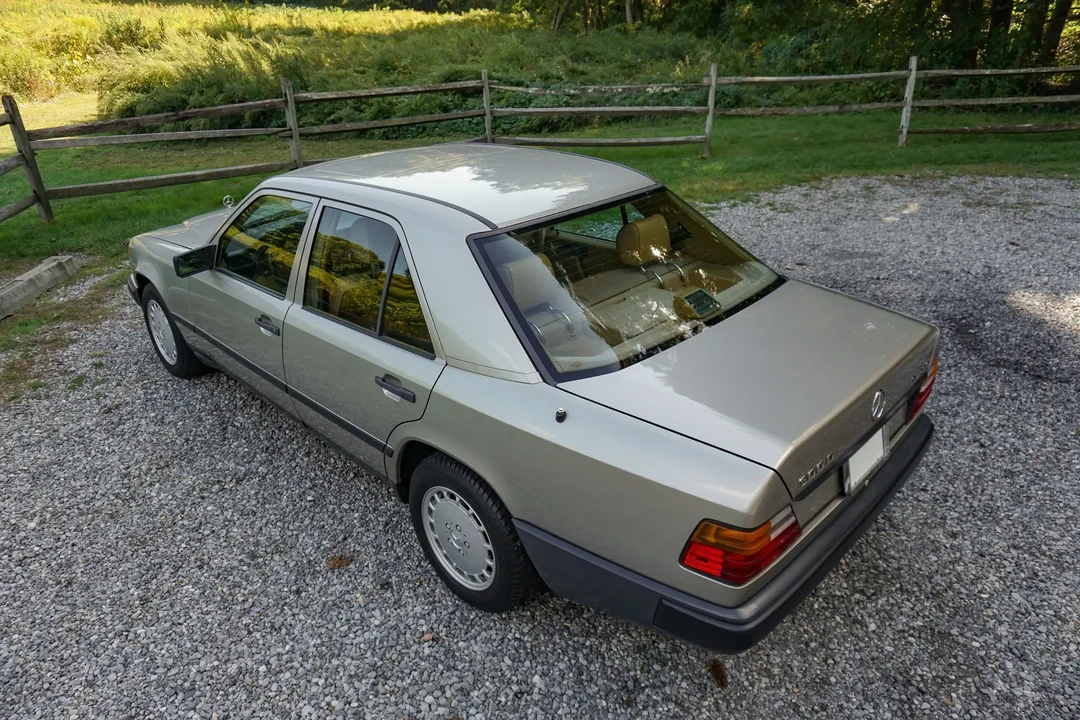 1987 Mercedes-Benz W120 & W121 - Image 6 of 6