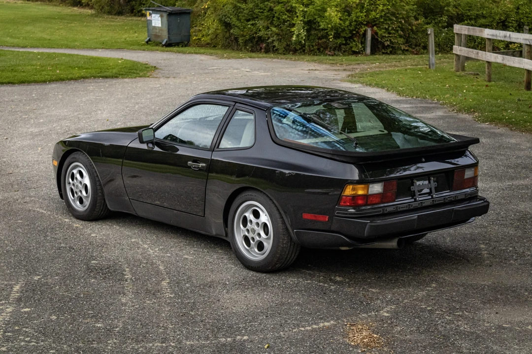 1987 Porsche 944 Turbo - Image 6 of 31