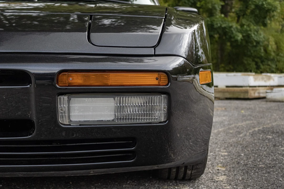 1987 Porsche 944 Turbo - Image 16 of 31