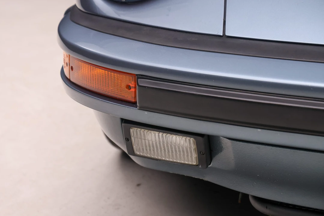 1988 Porsche 911 Carrera 3.2 - Image 29 of 31