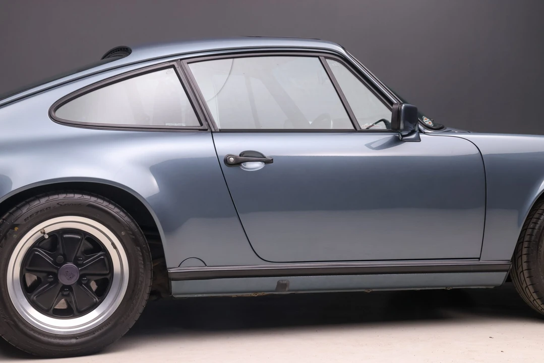 1988 Porsche 911 Carrera 3.2 - Image 19 of 31