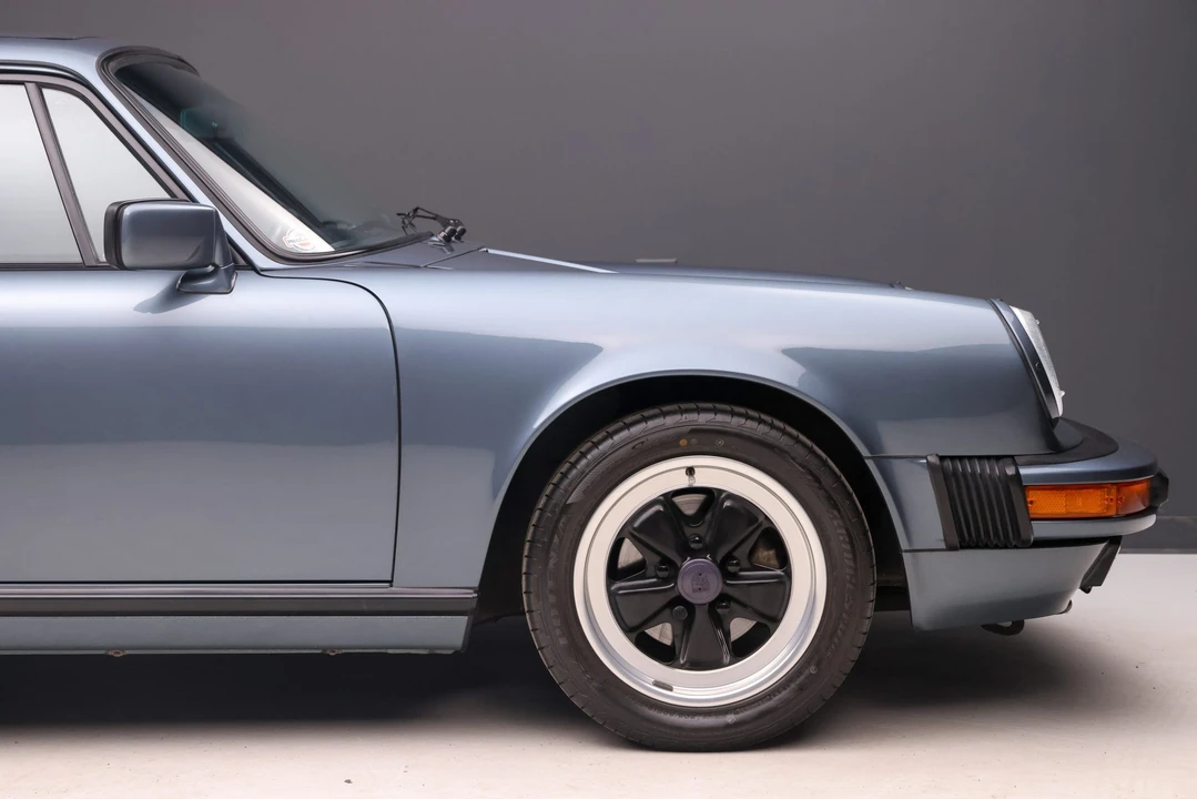 1988 Porsche 911 Carrera 3.2 - Image 20 of 31