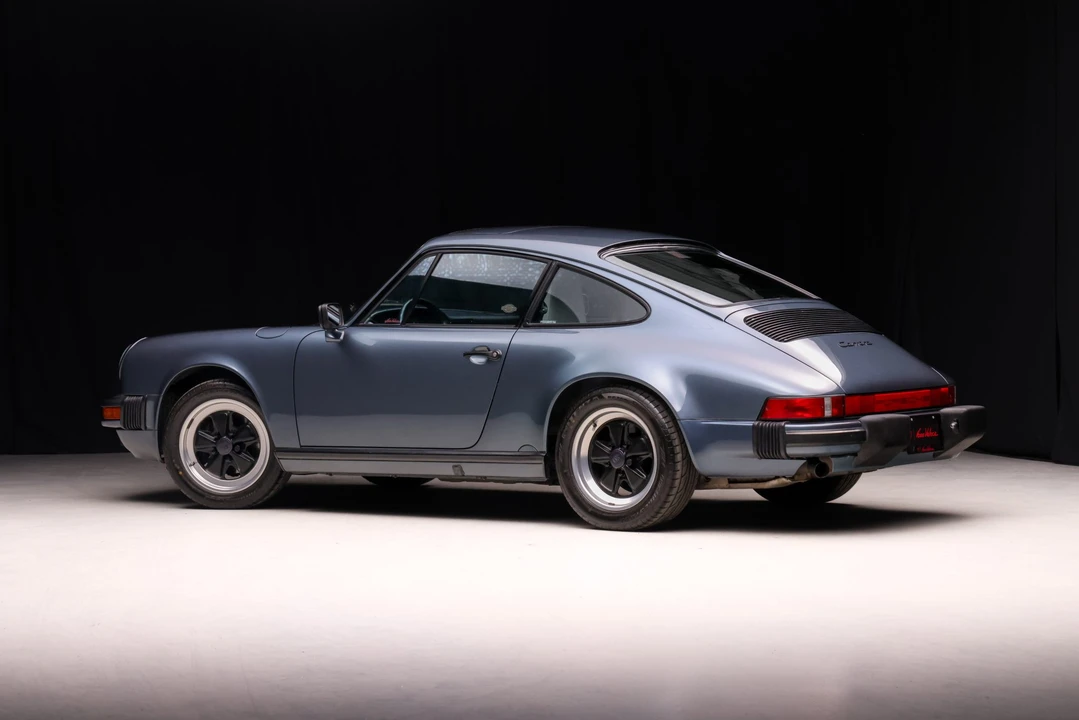 1988 Porsche 911 Carrera 3.2 - Image 5 of 31