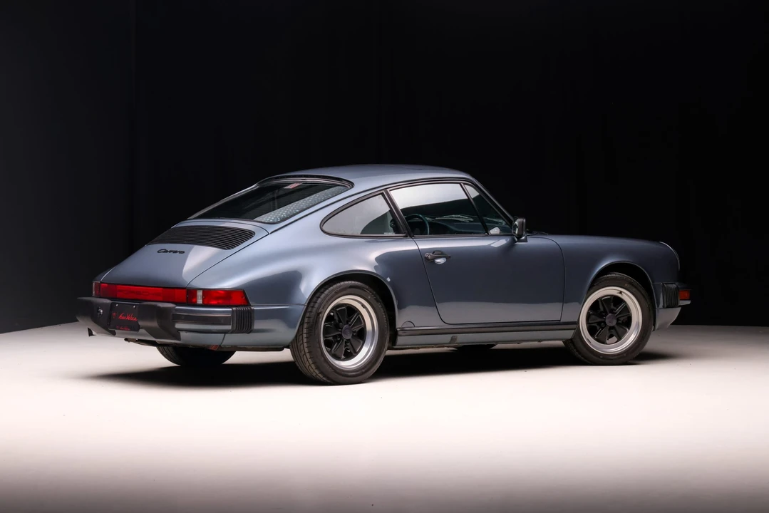 1988 Porsche 911 Carrera 3.2 - Image 9 of 31
