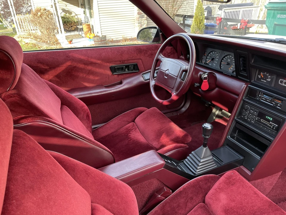 1989 Dodge Daytona - Image 31 of 31