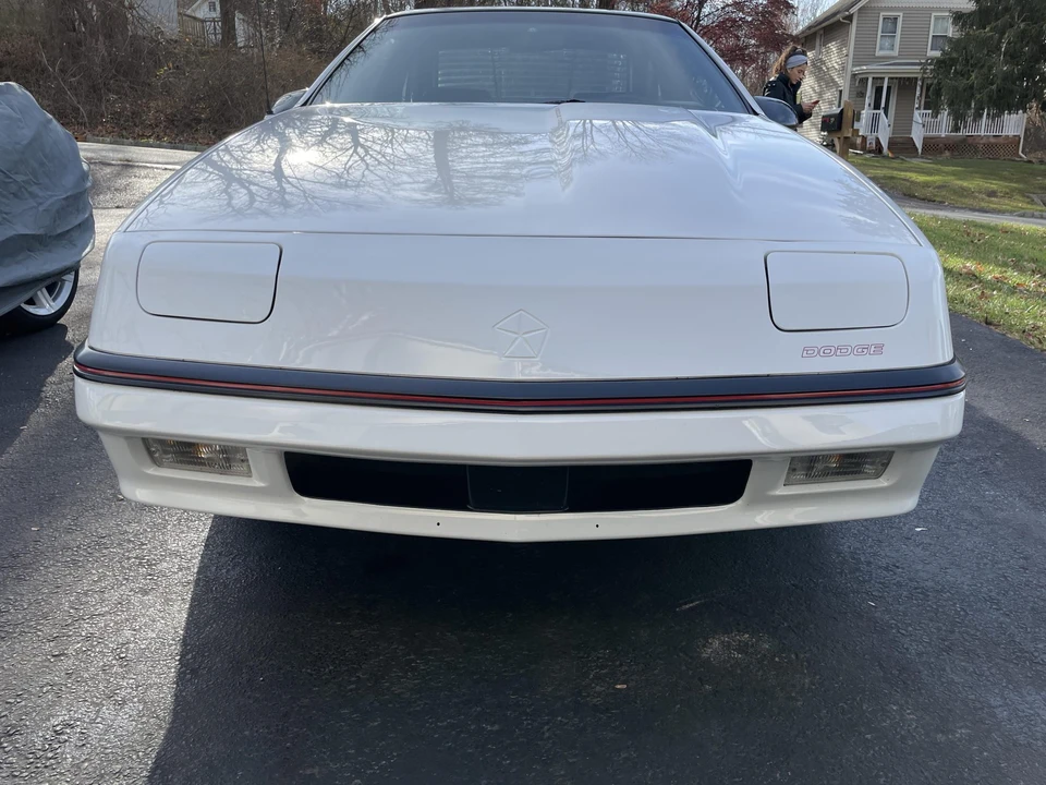 1989 Dodge Daytona - Image 18 of 31