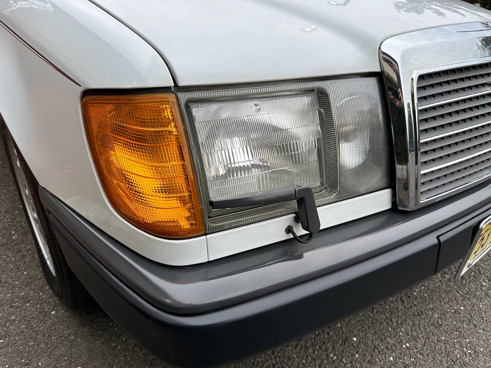1989 Mercedes-Benz W124 E-Class - Image 19 of 31