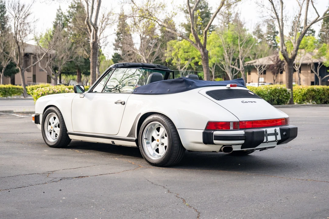 1989 Porsche 911 Carrera 3.2 - Image 11 of 31