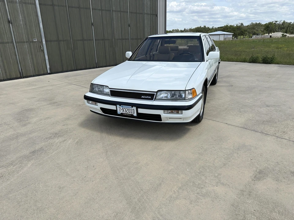 1990 Acura Legend 1st Gen - Image 3 of 31