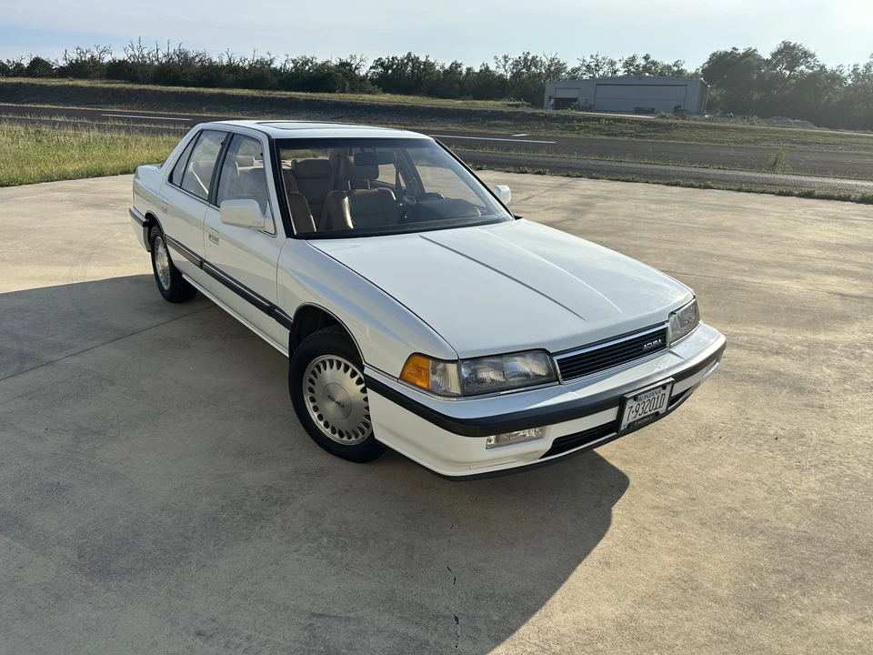1990 Acura Legend 1st Gen - Image 9 of 31