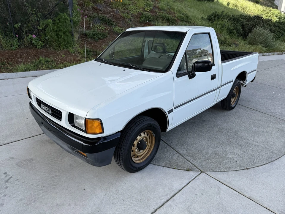 1991 Isuzu - Image 3 of 31