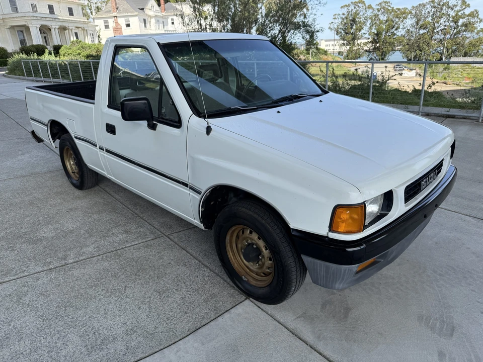 1991 Isuzu - Image 16 of 31