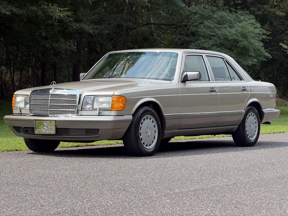 1991 Mercedes-Benz W126 S-Class Sedan - Image 5 of 31