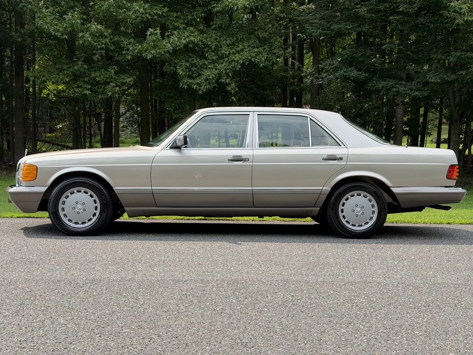 1991 Mercedes-Benz W126 S-Class Sedan - Image 29 of 31
