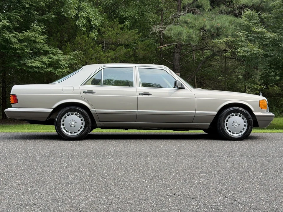 1991 Mercedes-Benz W126 S-Class Sedan - Image 18 of 31
