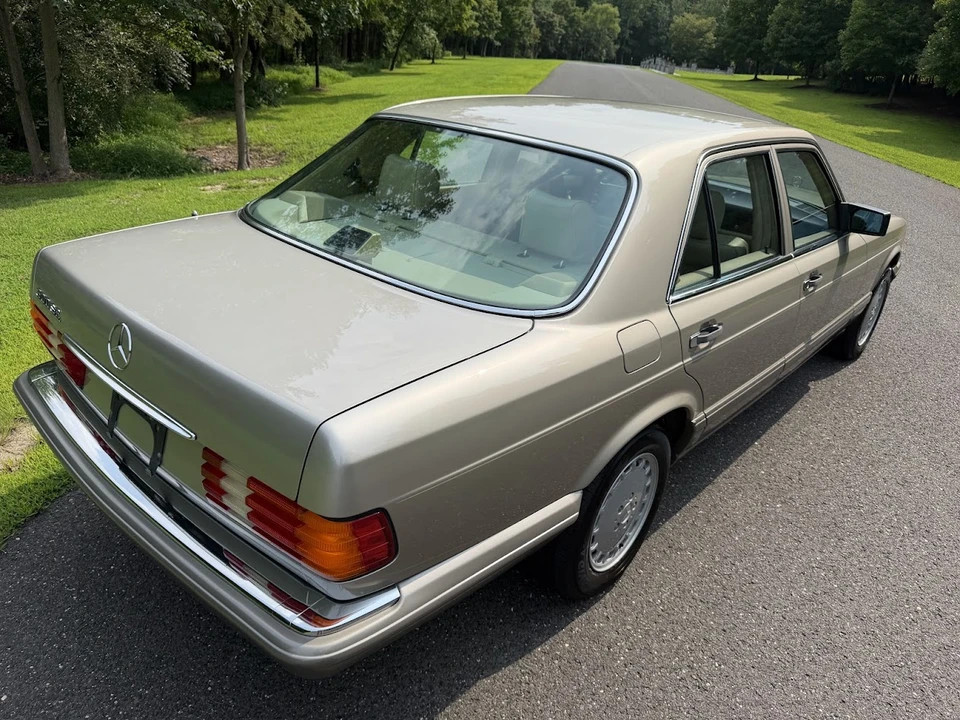 1991 Mercedes-Benz W126 S-Class Sedan - Image 22 of 31