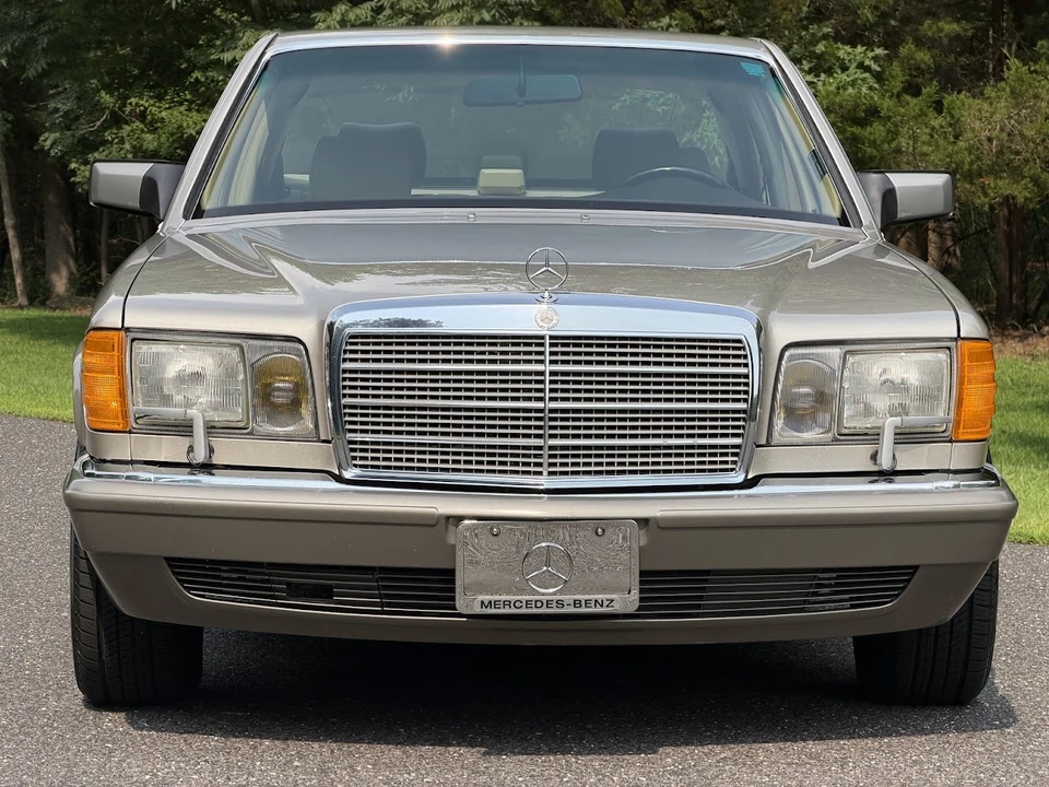 1991 Mercedes-Benz W126 S-Class Sedan - Image 13 of 31