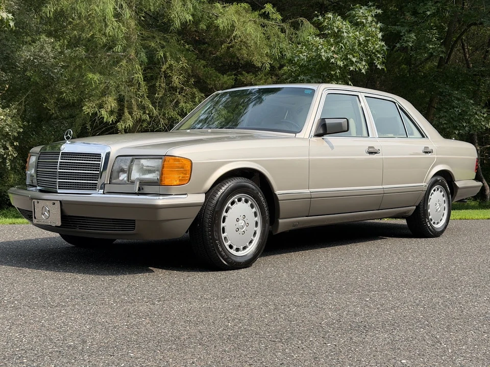 1991 Mercedes-Benz W126 S-Class Sedan - Image 11 of 31
